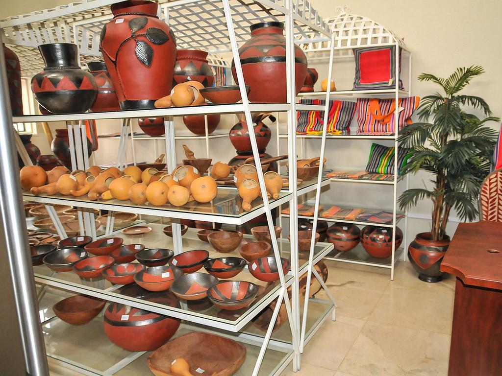 2Ten Hotel Sibasa المظهر الخارجي الصورة