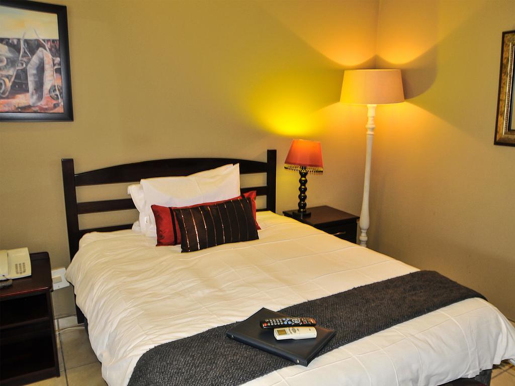 2Ten Hotel Sibasa المظهر الخارجي الصورة