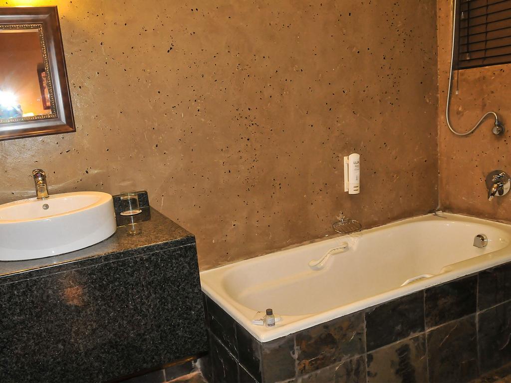 2Ten Hotel Sibasa المظهر الخارجي الصورة